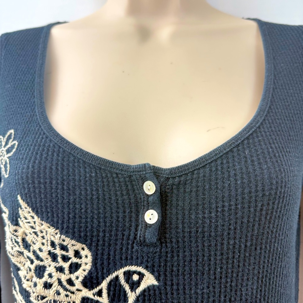Lucky Brand Black Top with Cream Bird Design - Picture 8 of 16